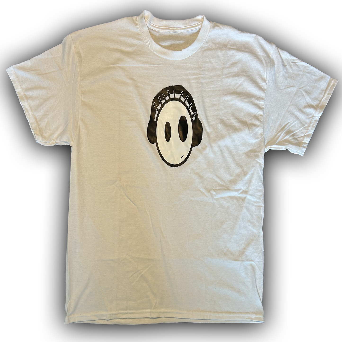 headphone tee